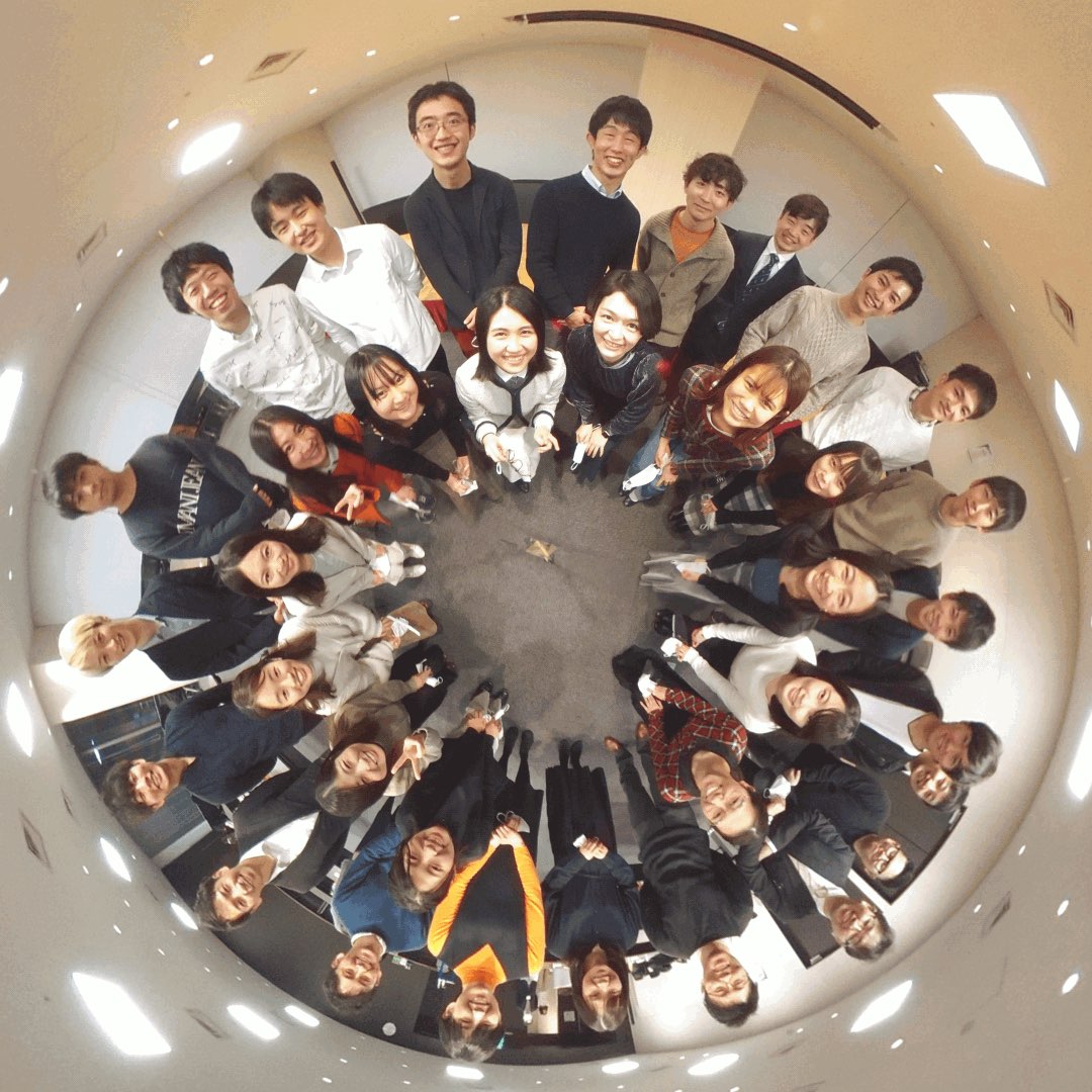 奨学生の360度集合写真